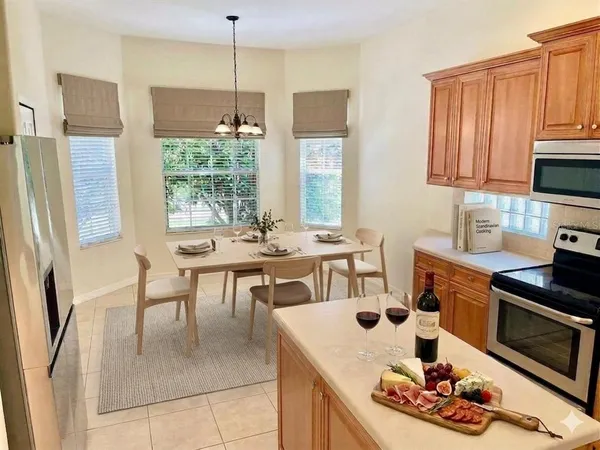 $2,950 | 5287 Visionary Court, Sarasota, FL 34233