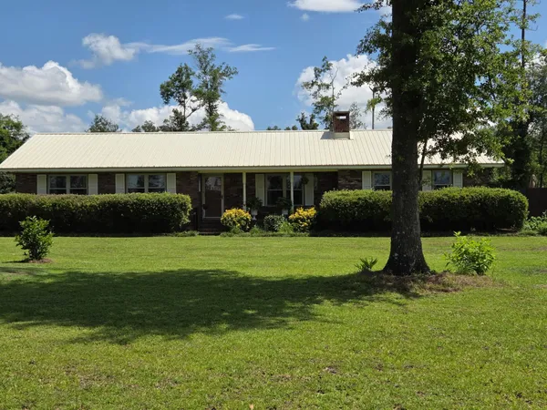 $319,000 | 272 Northeast Dusty Miller Avenue, Madison, FL 32340