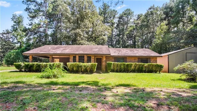 $255,000 | 204 Holt Road, Pollock, LA 71467