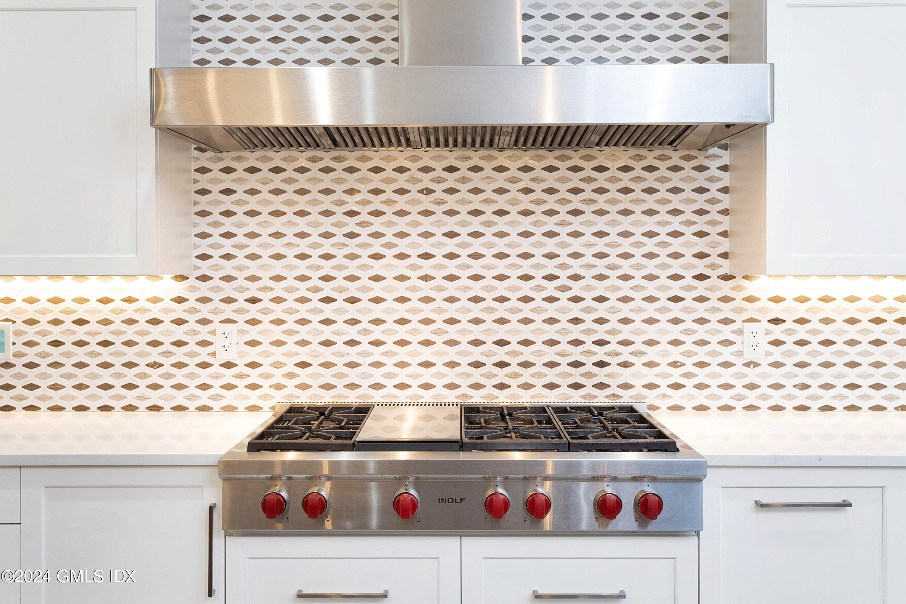 71 Byram Shore Road Greenwich, CT 06830 - Photo 13 of 36 13