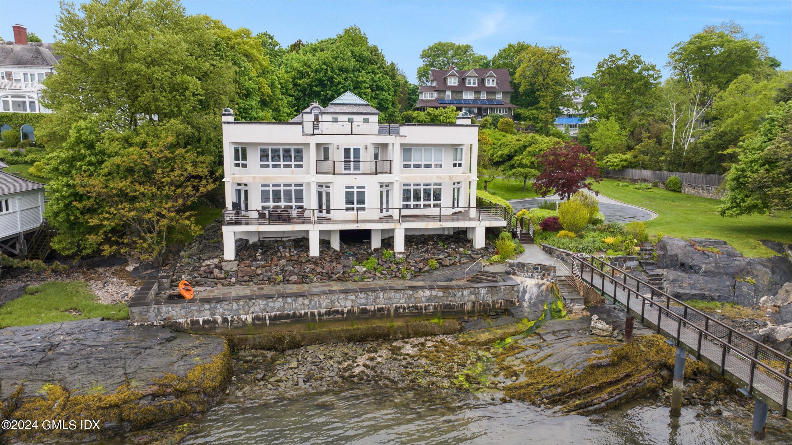 71 Byram Shore Road Greenwich, CT 06830 - Photo 4 of 36 4