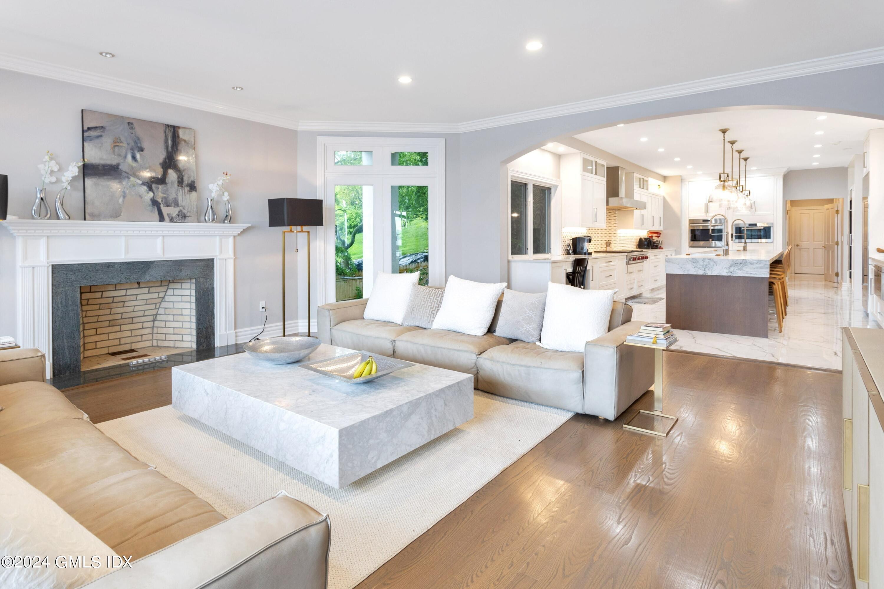 71 Byram Shore Road Greenwich, CT 06830 - Photo 8 of 36 8