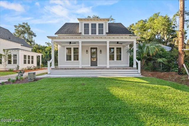 $695,000 | 2206 National Street, Beaufort, SC 29902