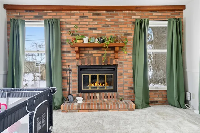 $239,500 | 404 Grandview Drive, Normal, IL 61761