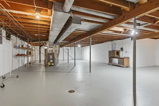 $239,500 | 404 Grandview Drive, Normal, IL 61761