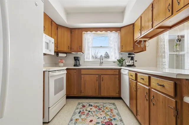 $239,500 | 404 Grandview Drive, Normal, IL 61761