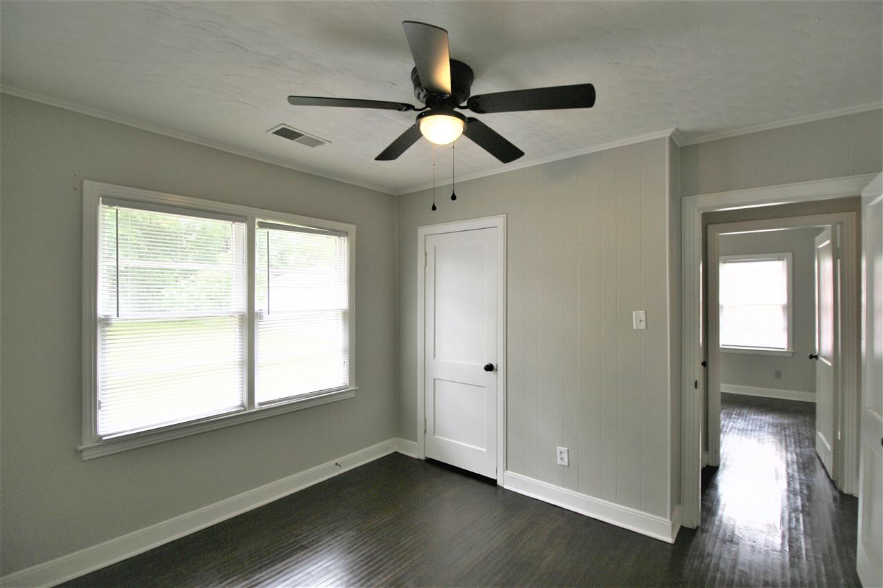 4697 Lynn Road Memphis, TN 38122 - Photo 10 of 24 Gallery Image 10