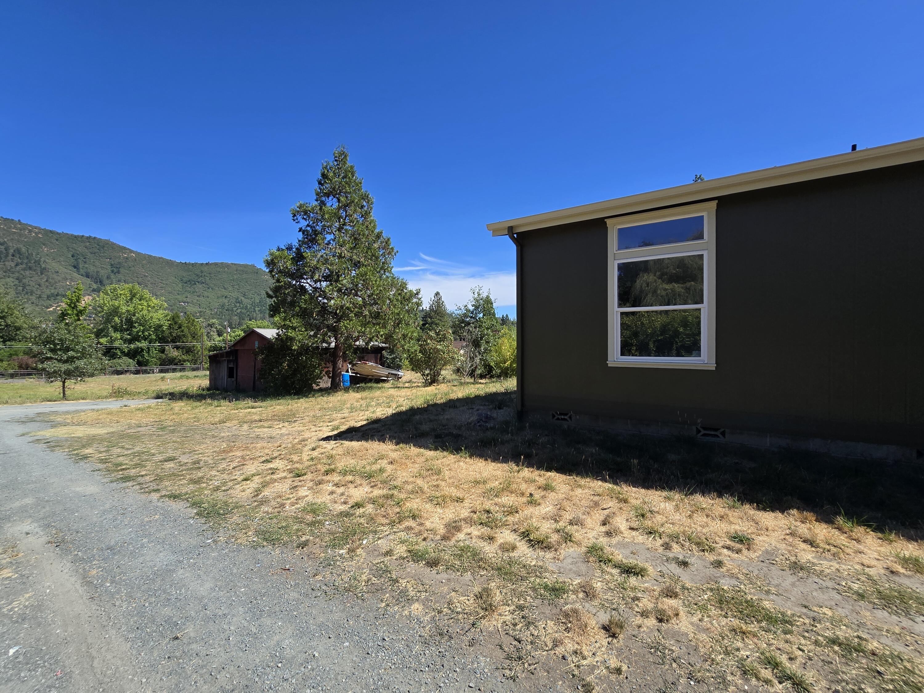 240 Homewood Road Grants Pass, OR 97527 - Photo 27 of 39 20250804_153954