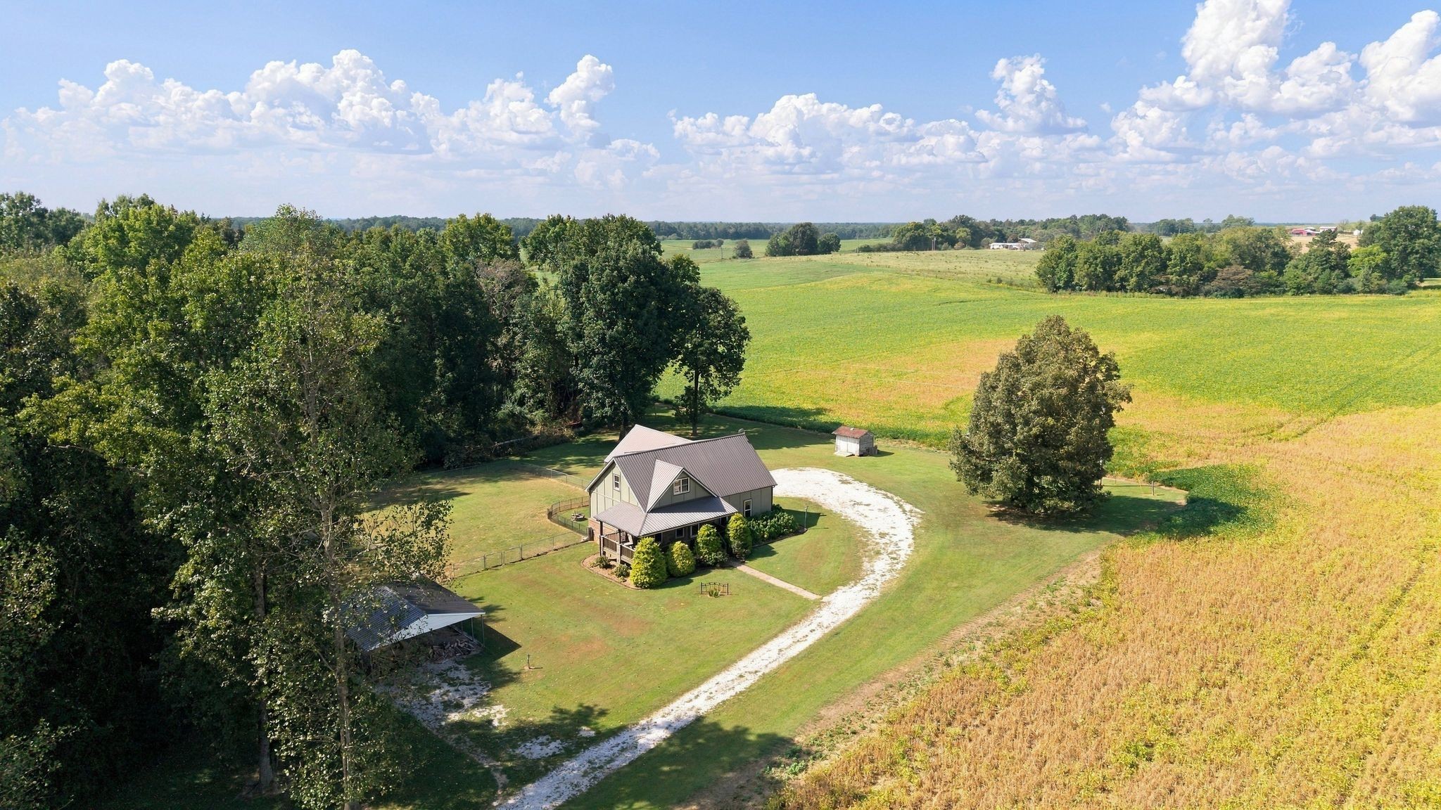 926 Post Oak Road Belvidere, TN 37306 - Photo 2 of 33 Gallery Image 2