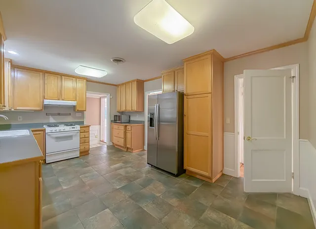 $2,775 | 514 Glenview Drive, Tallahassee, FL 32303