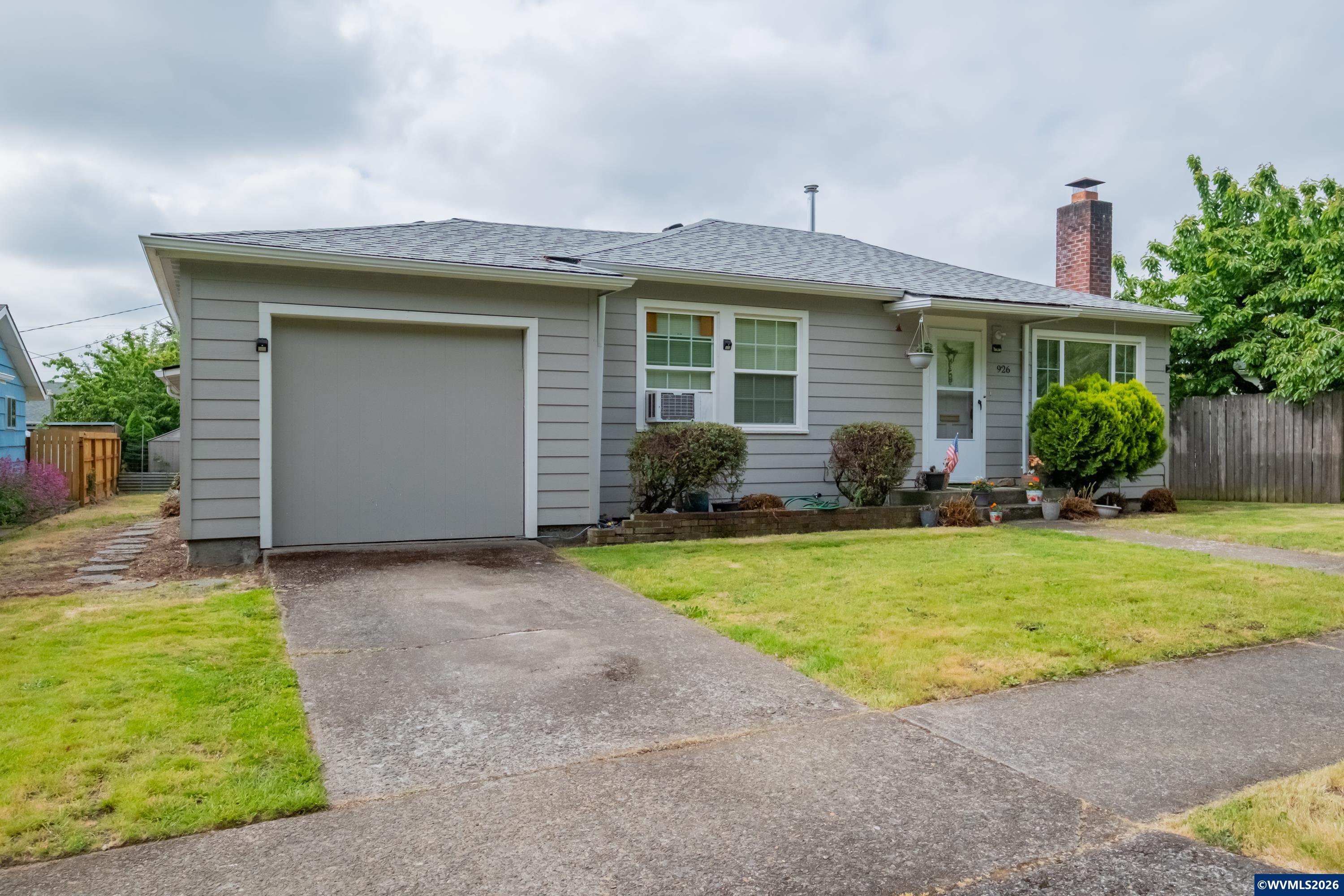 926 Southwest 11th Avenue Albany, OR 97321 - Photo 3 of 26