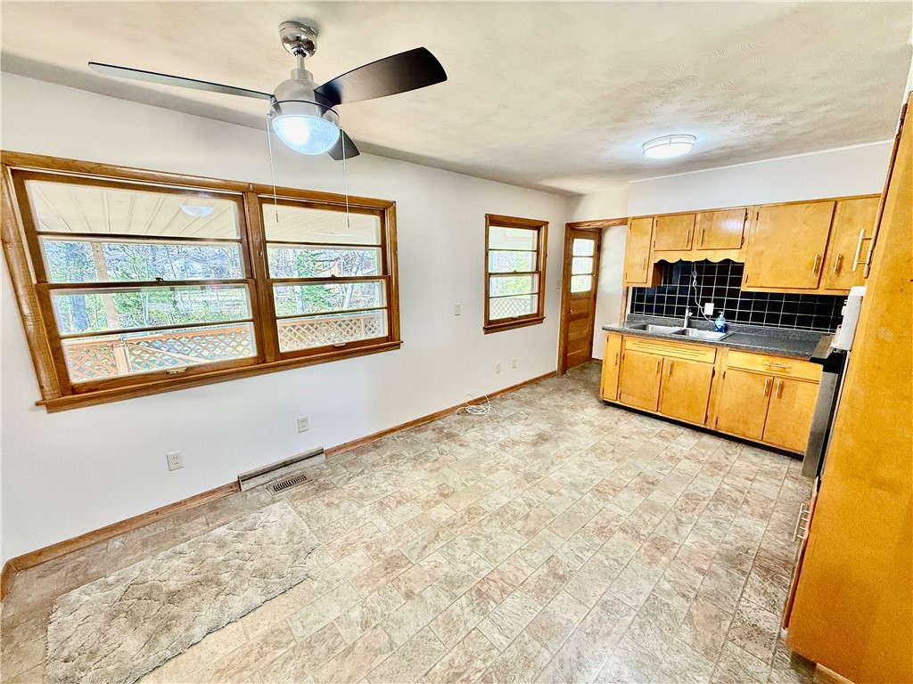 66 Sandcreek Drive Decatur, IL 62521 - Photo 7 of 30 Gallery Image 7