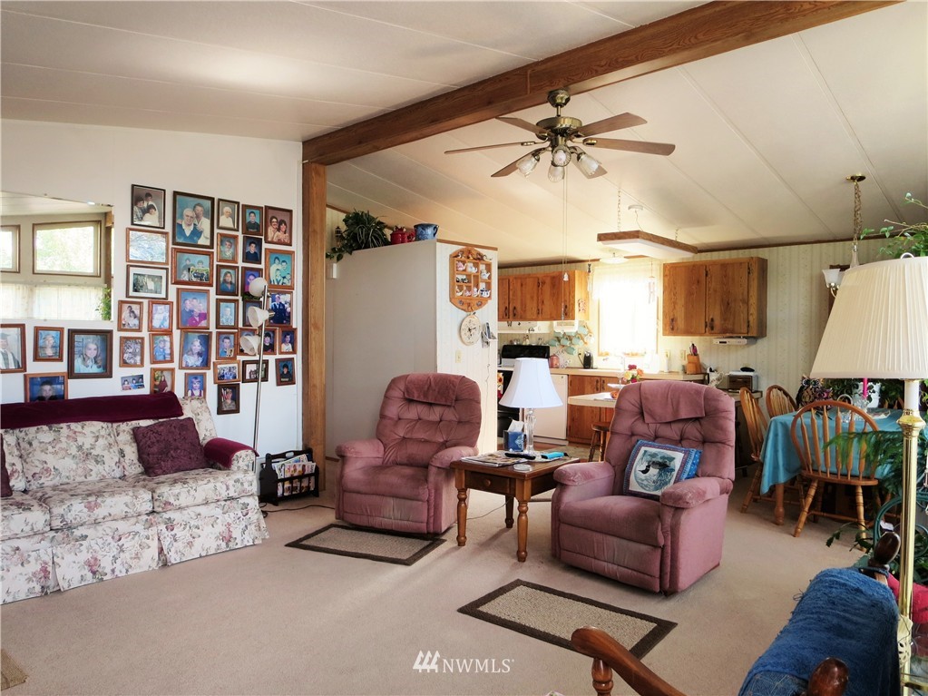 621 Nick Road, Unit 8 Centralia, WA 98531 - Photo 4 of 9 Gallery Image 4