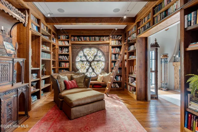 $5,750,000 | 4101-4103 Sound Drive, Morehead City, NC 28557