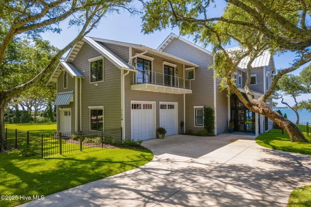 $5,750,000 | 4101-4103 Sound Drive, Morehead City, NC 28557