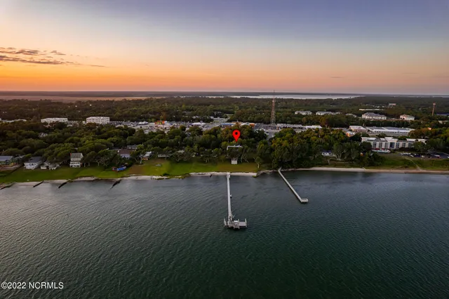 $5,750,000 | 4101-4103 Sound Drive, Morehead City, NC 28557