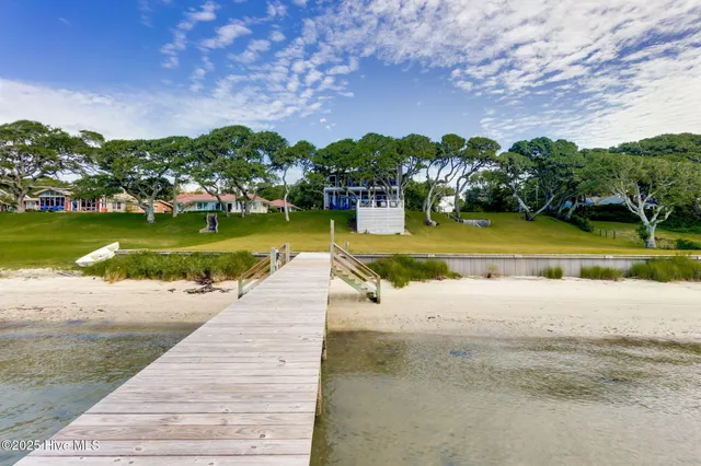 $5,750,000 | 4101-4103 Sound Drive, Morehead City, NC 28557