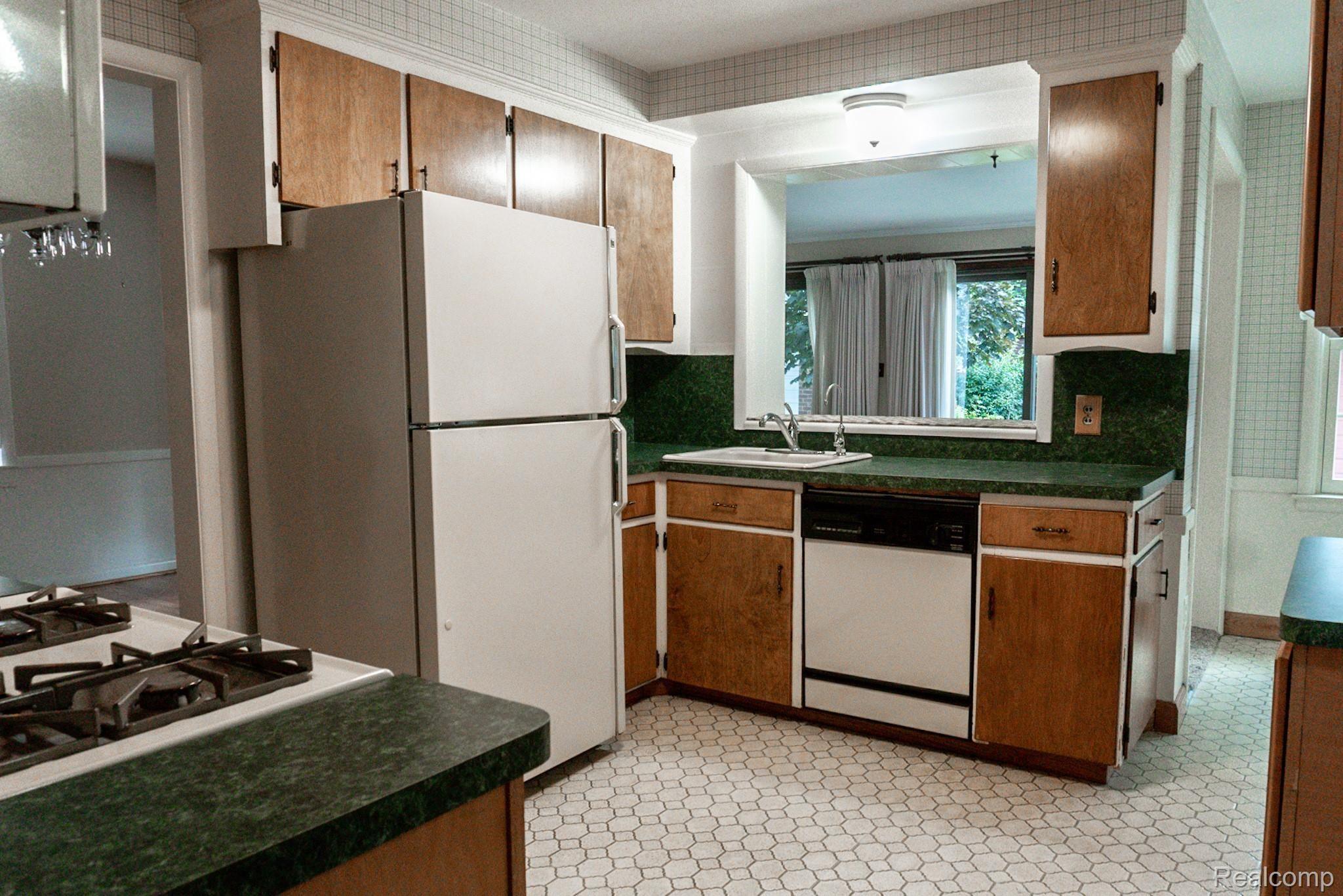 14340 Stahelin Road Detroit, MI 48223 - Photo 16 of 27 _PDD2370.jpg
