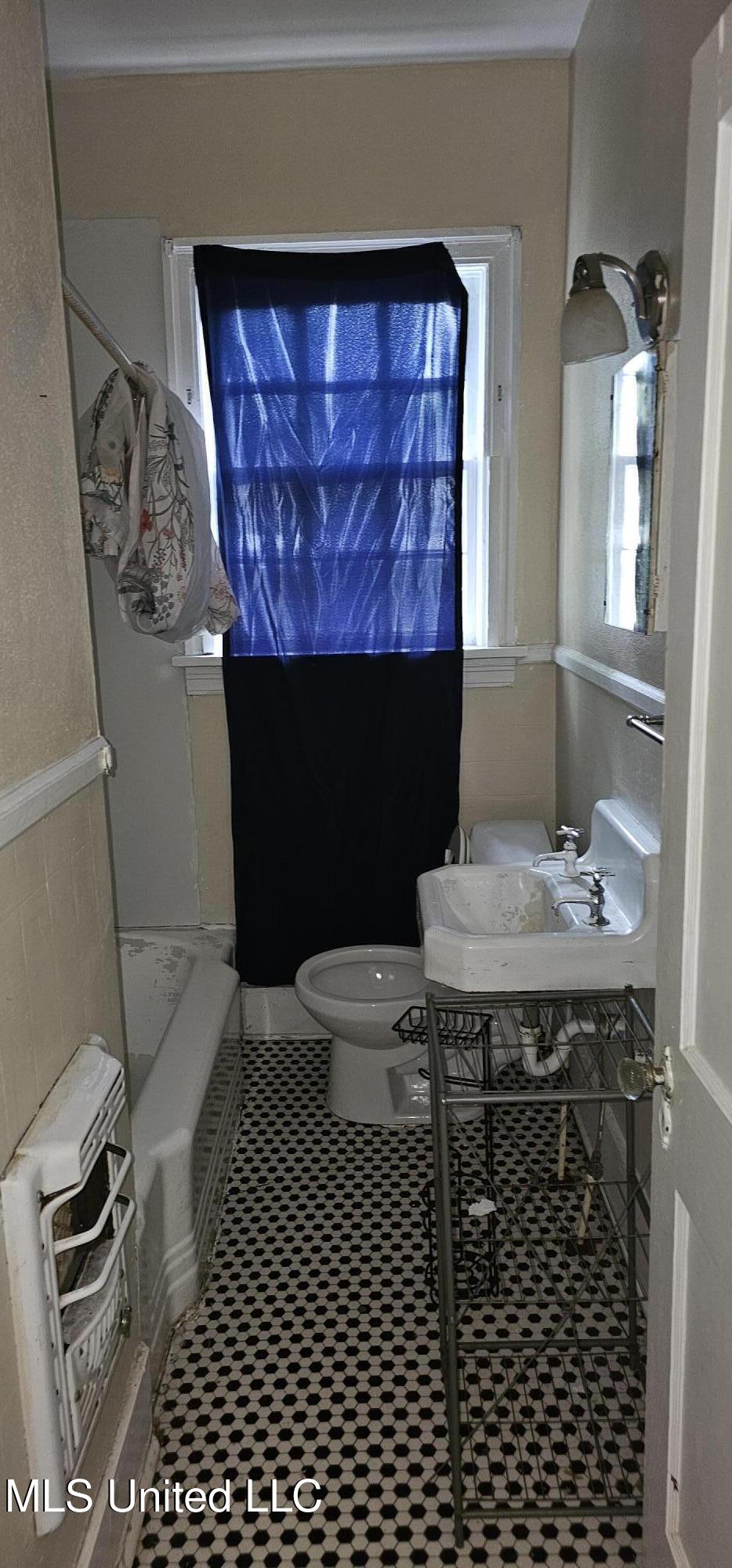 1080 Alta Vista Boulevard Jackson, MS 39209 - Photo 15 of 32 20250509_163235