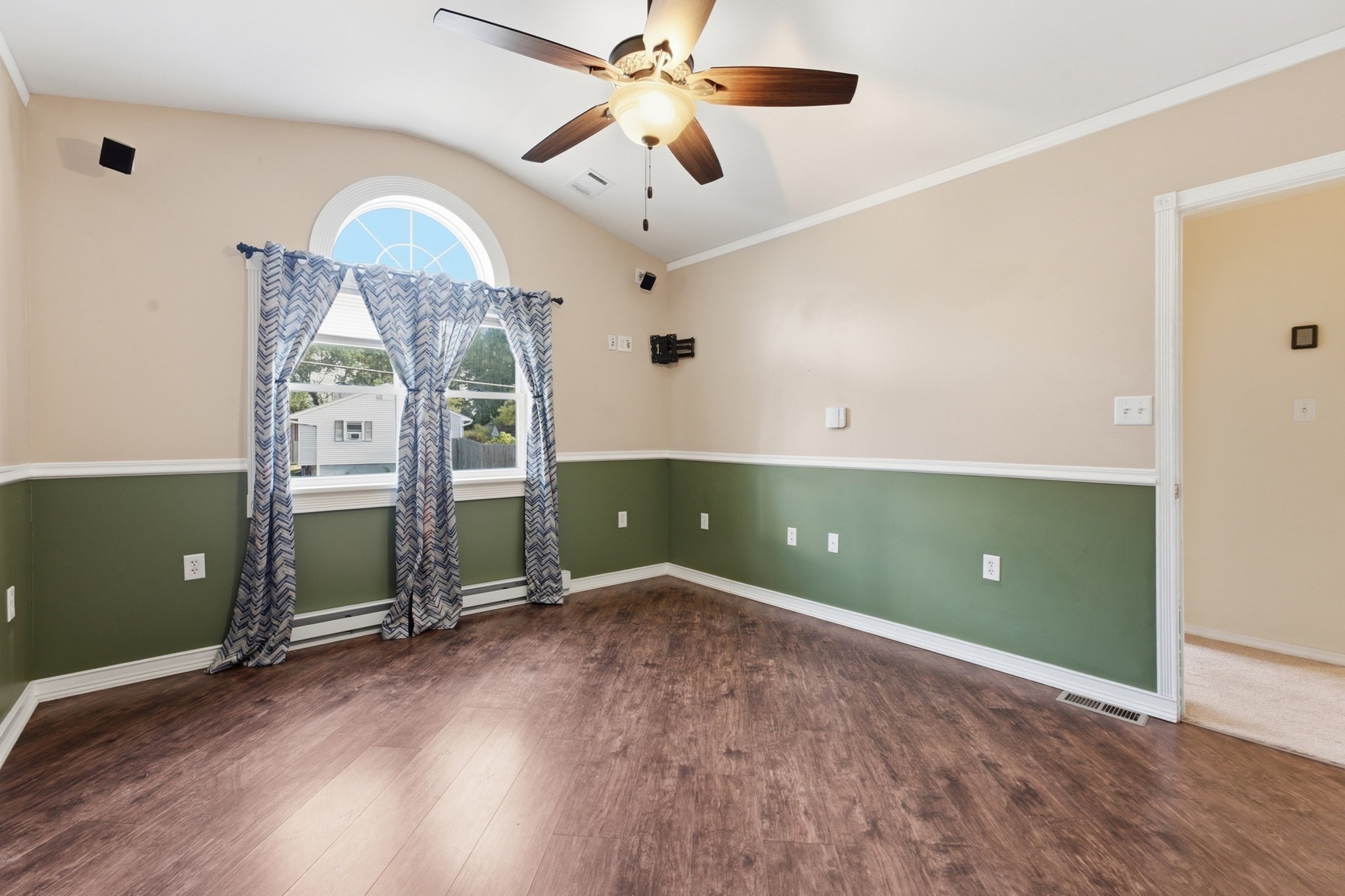 66 Barrison Street Springfield, MA 01109 - Photo 23 of 42 Gallery Image 23