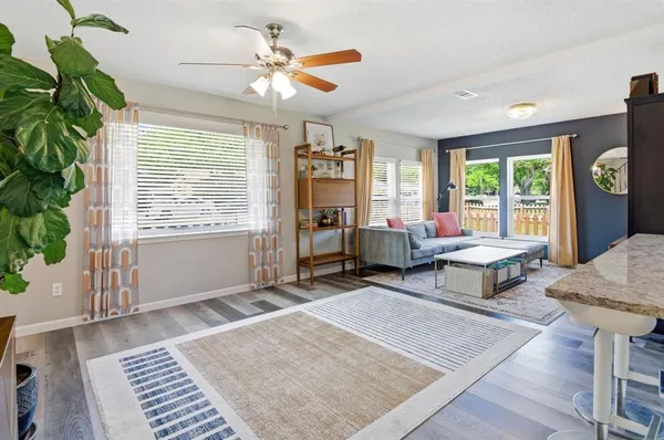 $300,000 | 722 Cindy Drive, Cedar Hill, TX 75104