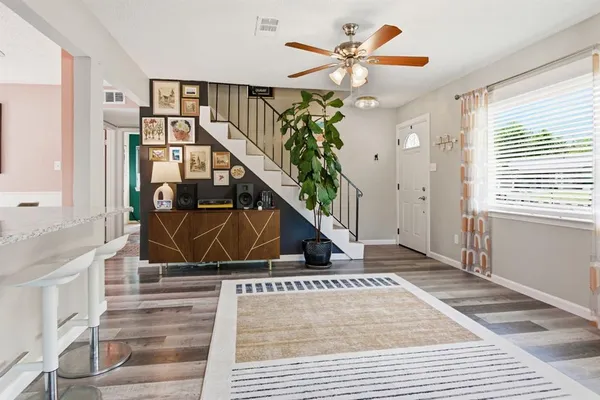 $300,000 | 722 Cindy Drive, Cedar Hill, TX 75104