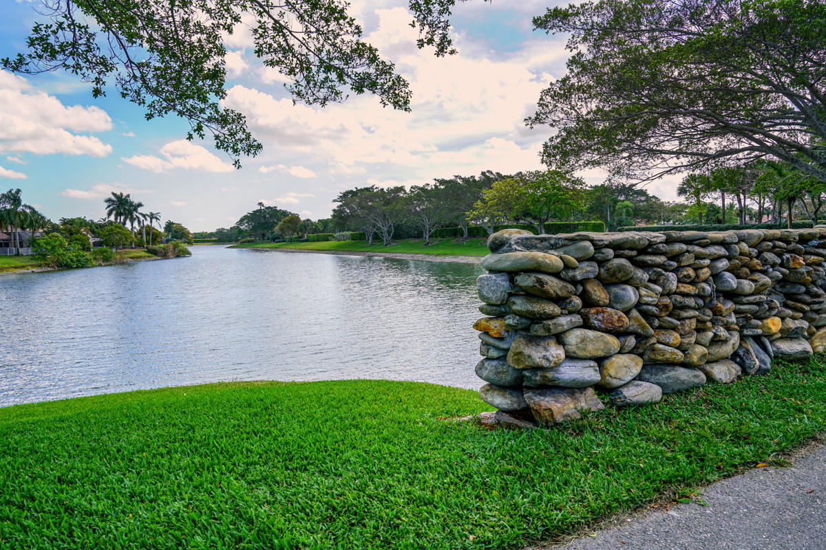 10608 Avenida Santa Ana Boca Raton, FL 33498 - Photo 38 of 41 38@Robert Fernandez