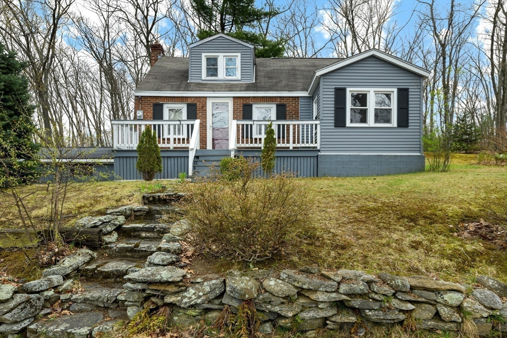 51 Reed Road Shrewsbury, MA 01545 - Photo 3 of 23