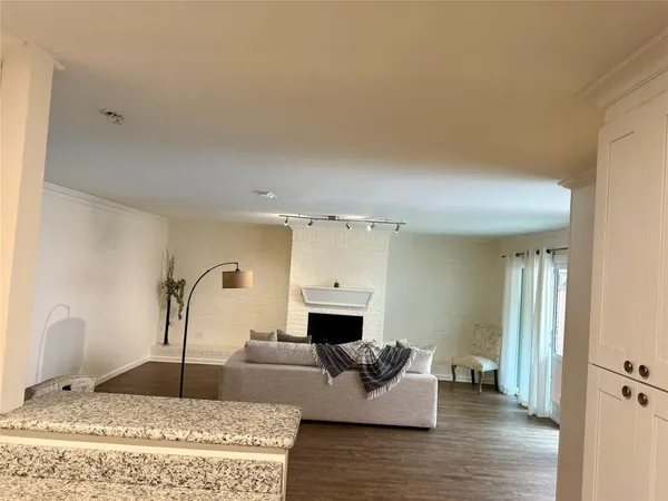 $1,850 | 6338 Crab Orchard Road, Houston, TX 77057