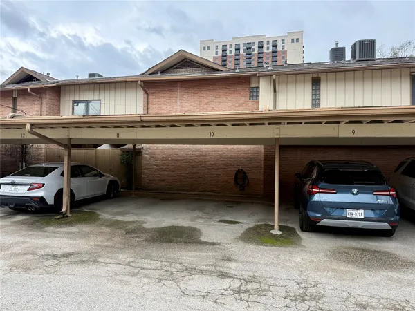 $1,850 | 6338 Crab Orchard Road, Houston, TX 77057