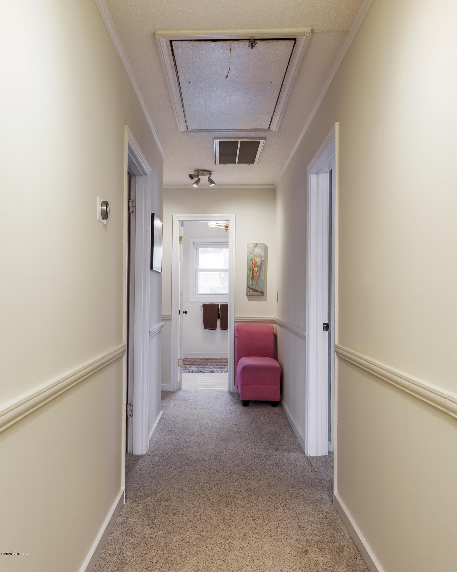 417 Riverside Drive New Bern, NC 28560 - Photo 29 of 93 Hallway to Upper Floor Rooms