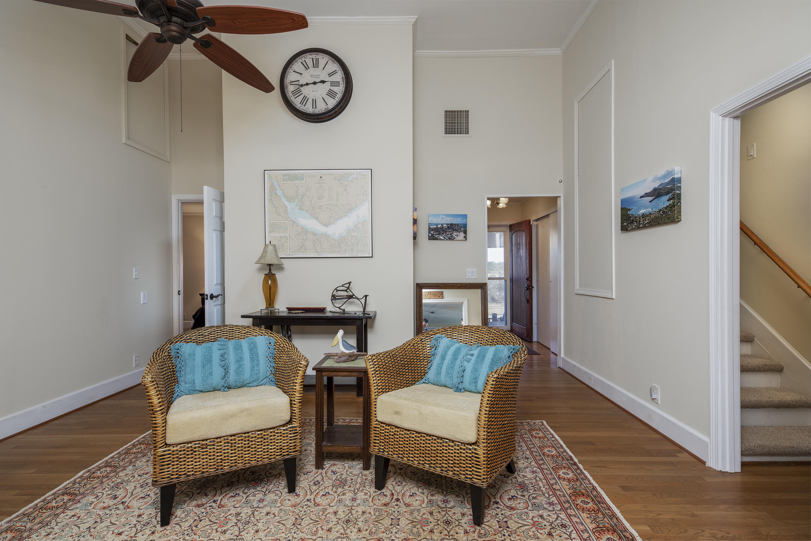 417 Riverside Drive New Bern, NC 28560 - Photo 37 of 93 Foyer to Living Room