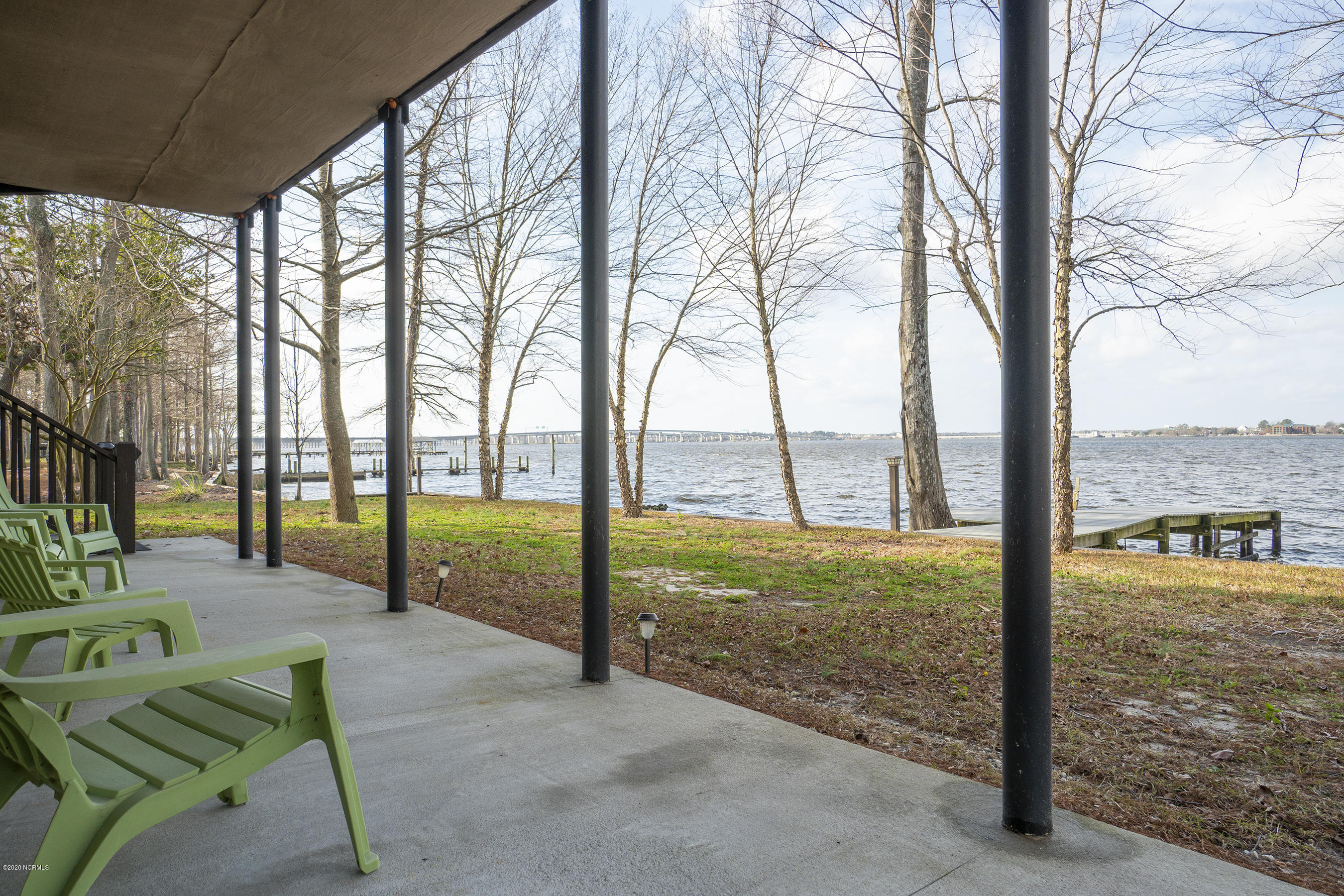 417 Riverside Drive New Bern, NC 28560 - Photo 66 of 93 River is calling on this Covered Patio