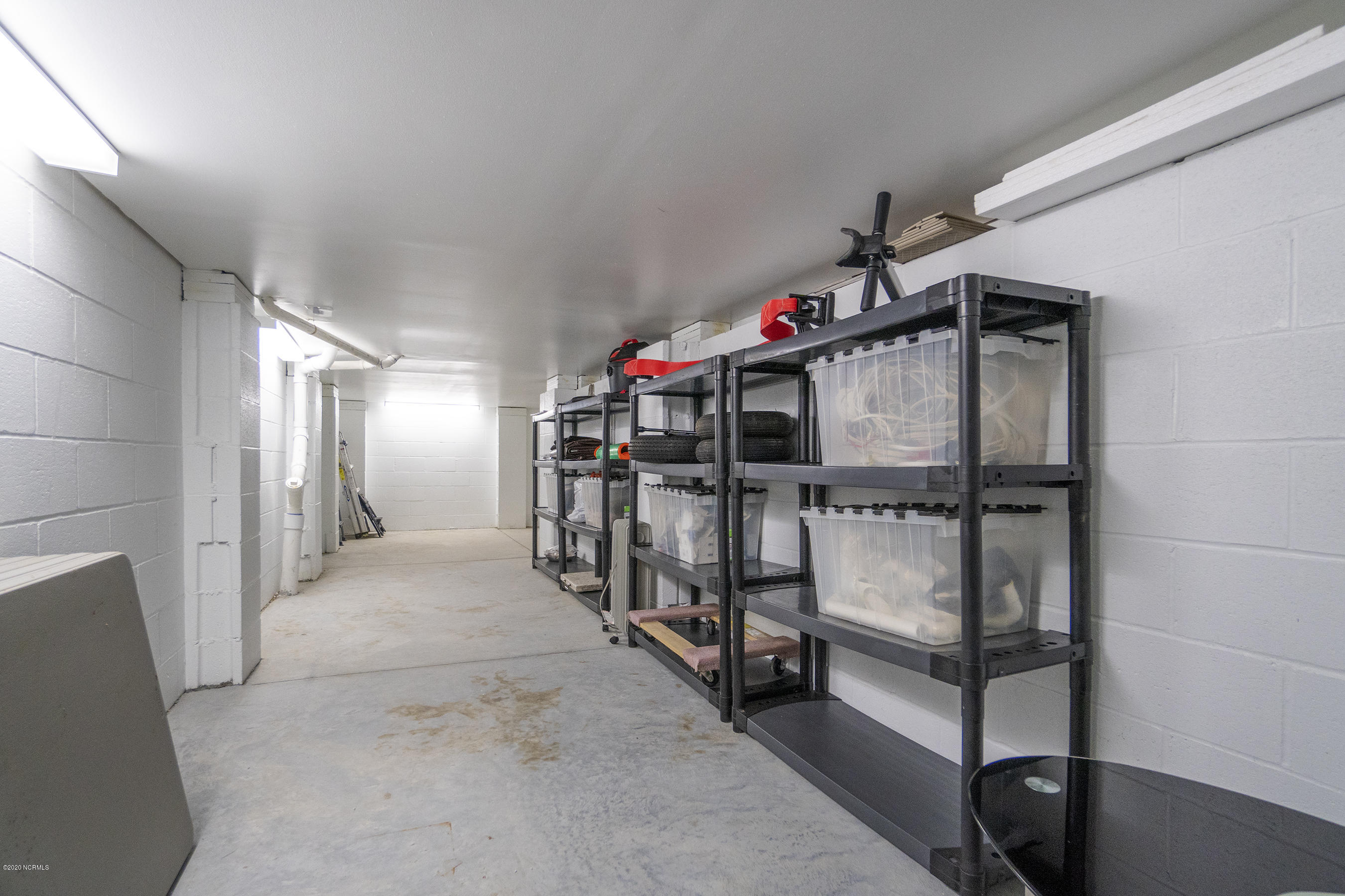 417 Riverside Drive New Bern, NC 28560 - Photo 73 of 93 So Much Storage!