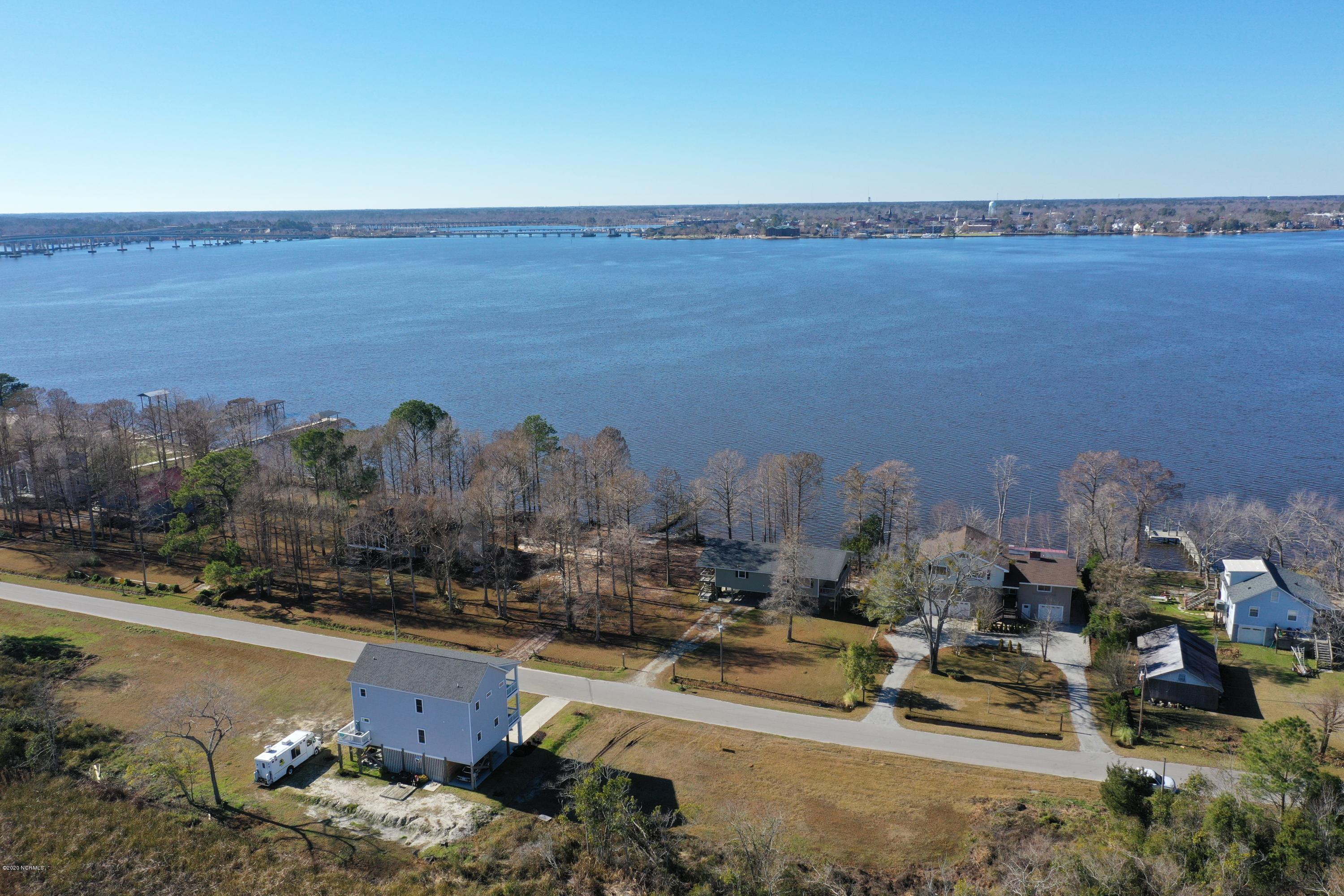 417 Riverside Drive New Bern, NC 28560 - Photo 84 of 93 Aerial View in Front House to River
