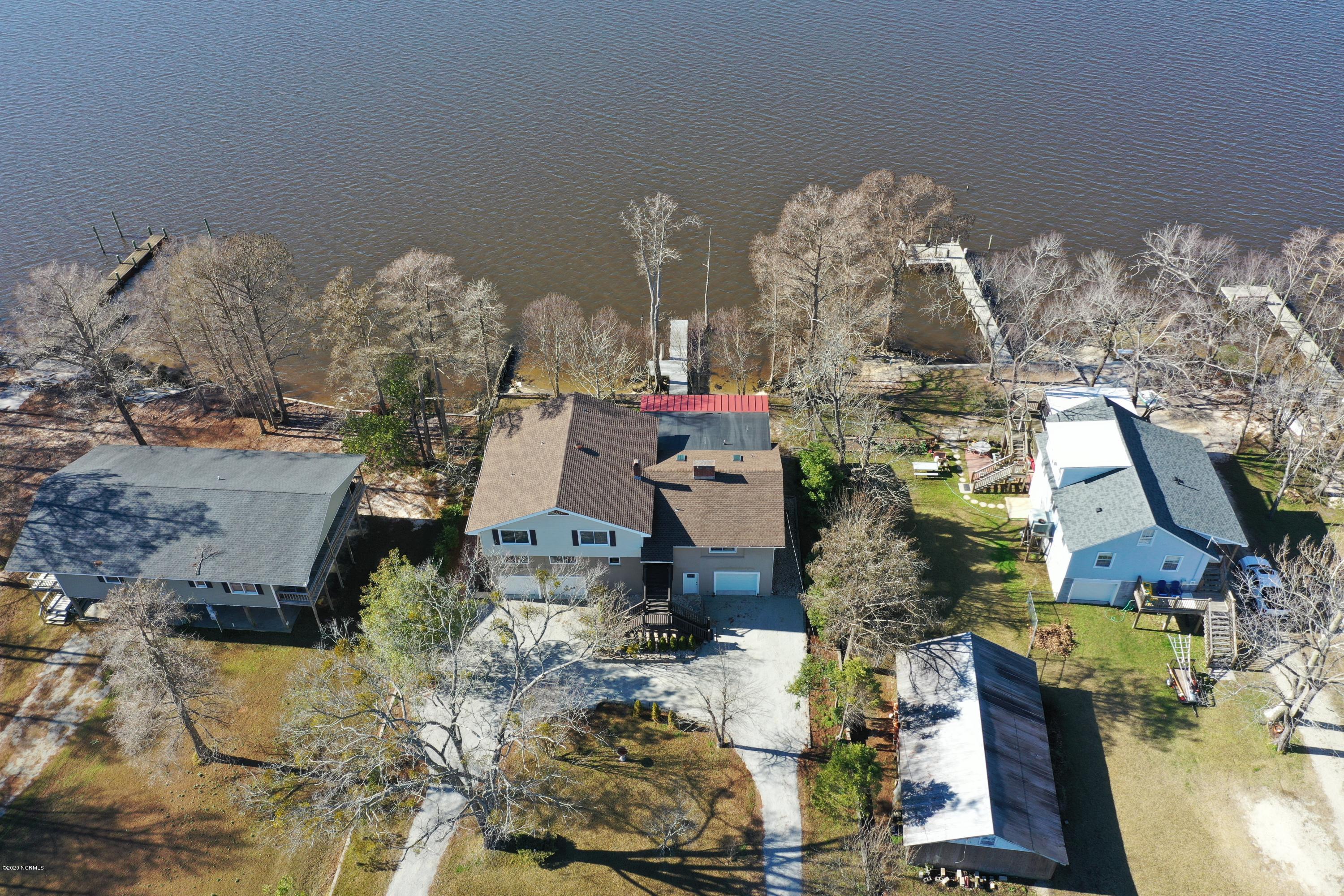 417 Riverside Drive New Bern, NC 28560 - Photo 85 of 93 Aerial View Circular Drive