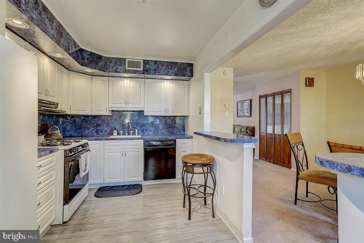 3241 Byberry Road Philadelphia, PA 19154 - Photo 13 of 34