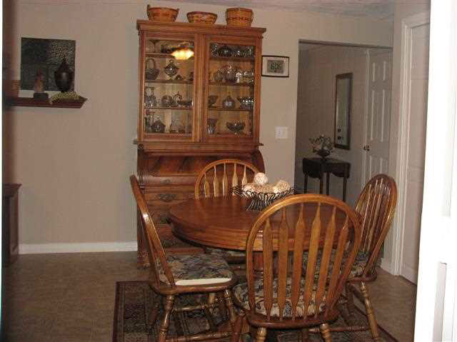 237 Mulberry Chesterfield, IN 46017 - Photo 16 of 30 Gallery Image 16