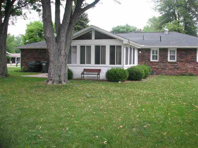 237 Mulberry Chesterfield, IN 46017 - Photo 3 of 30 Gallery Image 3