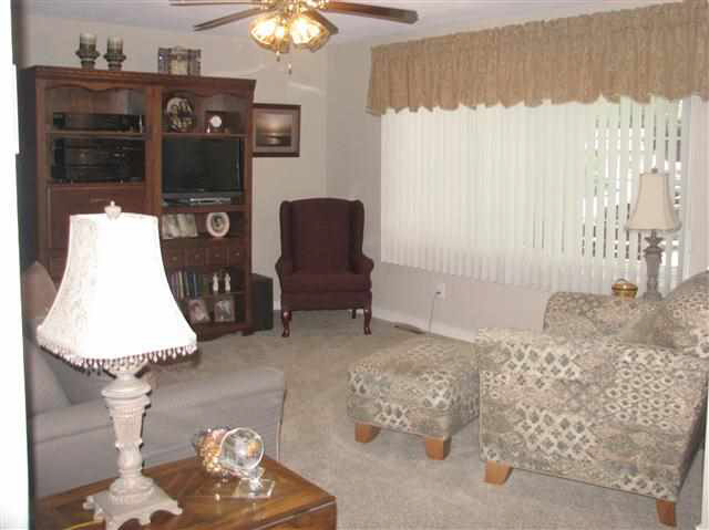 237 Mulberry Chesterfield, IN 46017 - Photo 6 of 30 Gallery Image 6