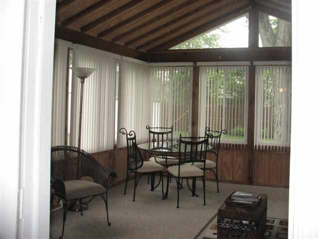 237 Mulberry Chesterfield, IN 46017 - Photo 8 of 30 Gallery Image 8