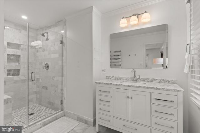 $2,075,000 | 15 West Oak Street, Alexandria, VA 22301