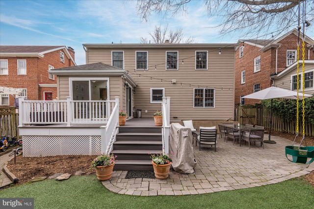 $2,075,000 | 15 West Oak Street, Alexandria, VA 22301