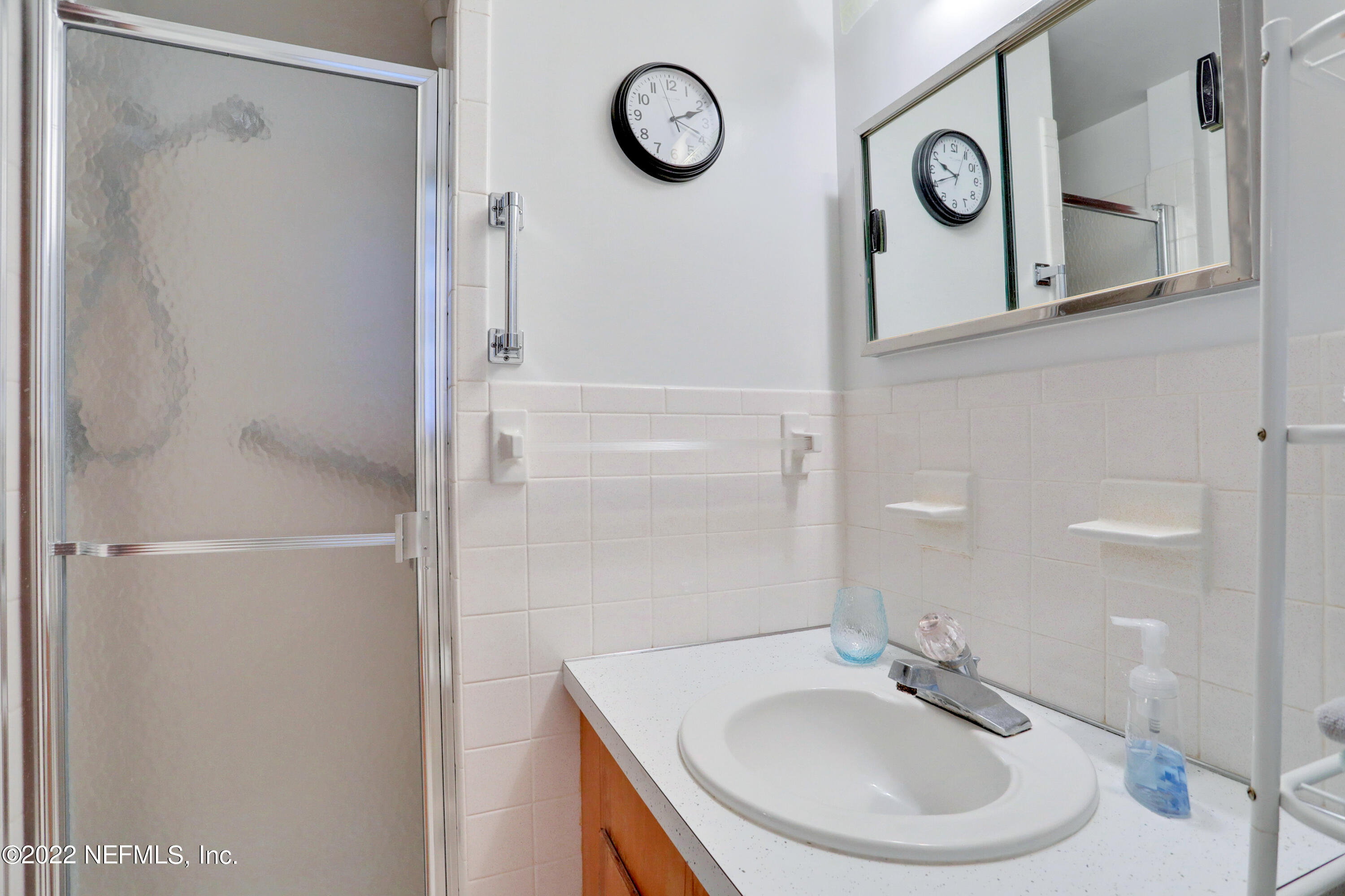2506 Community Road Jacksonville, FL 32207 - Photo 24 of 36 Secondary Bath