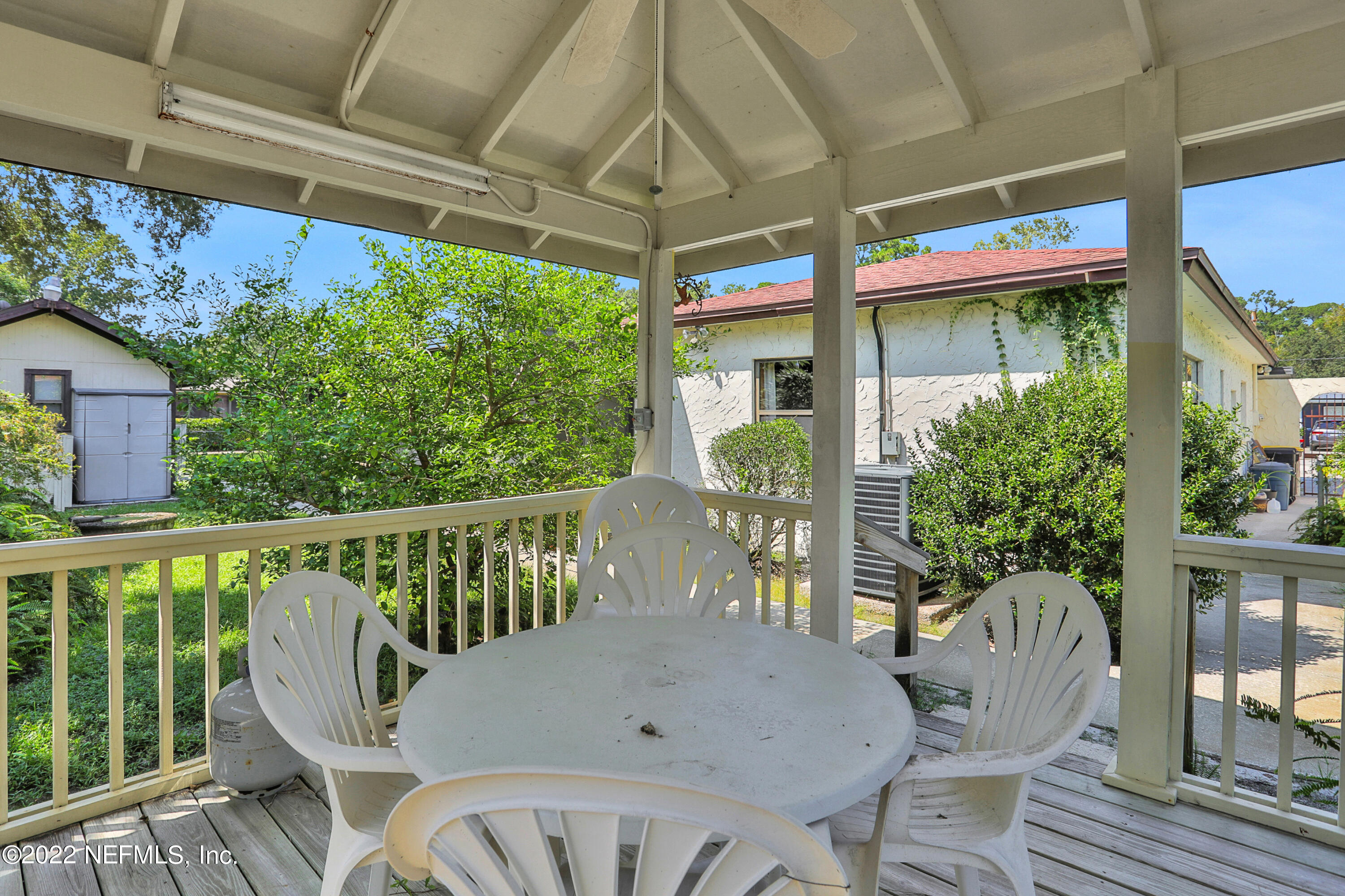 2506 Community Road Jacksonville, FL 32207 - Photo 33 of 36 Gazebo