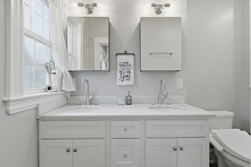 81 Chestnut Street, Unit 81 Andover, MA 01810 - Photo 11 of 28