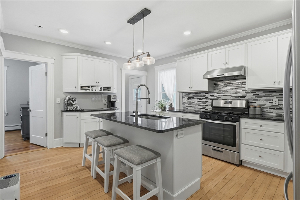 81 Chestnut Street, Unit 81 Andover, MA 01810 - Photo 13 of 28