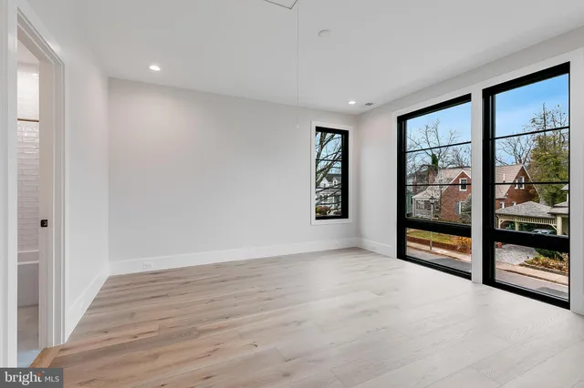 $3,399,000 | 809 North Kenmore Street, Arlington, VA 22201