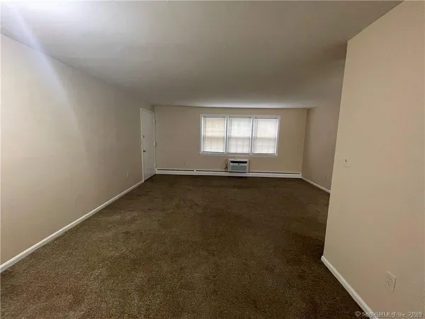 $1,950 | 7 Grandview Drive, Unit 31A, Farmington, CT 06032