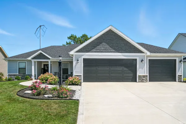 $359,900 | 3310 Brantley Drive, New Haven, IN 46774